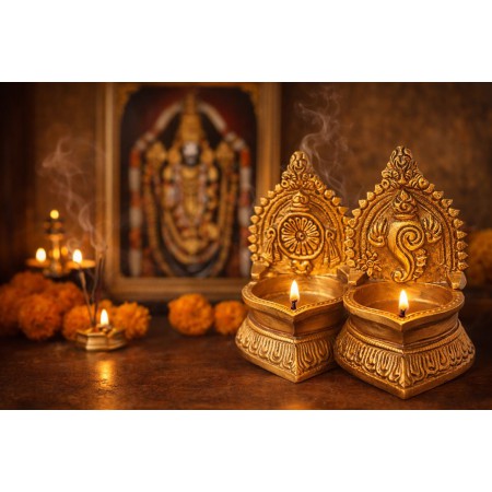 Handmade Sankh Chakra Brass Lamp – Kamakshi Lamp Style